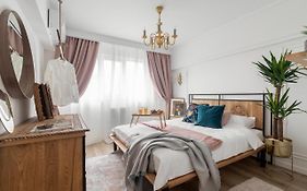 Eclectic 3 bedroom Calea Victoriei