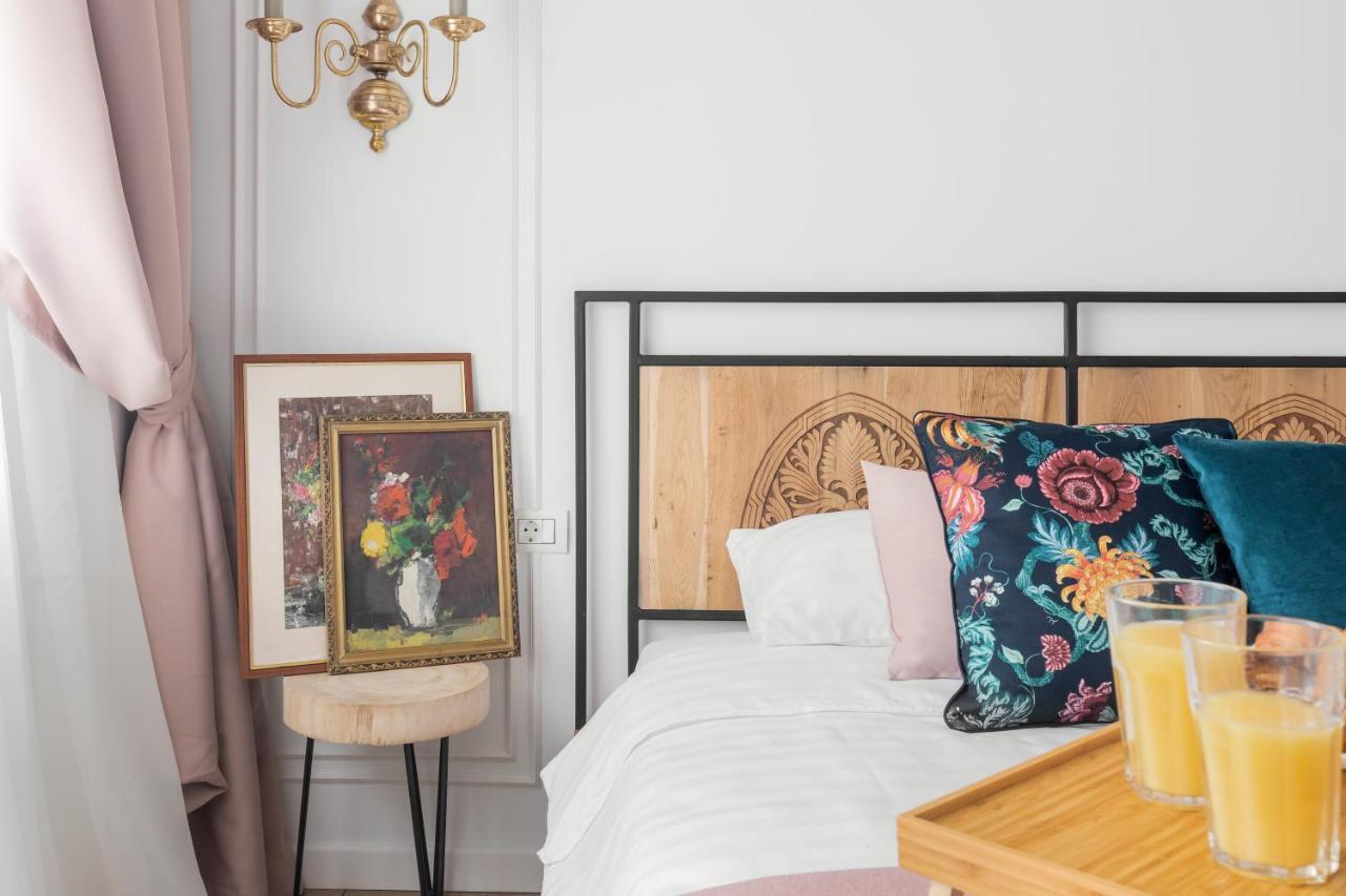 Eclectic 3 bedroom Calea Victoriei Bucureşti Exterior foto