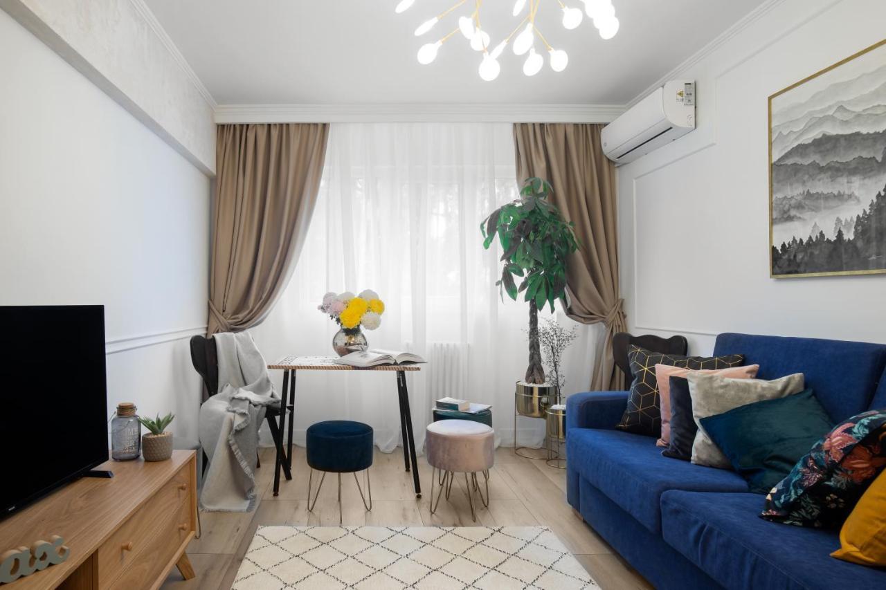 Eclectic 3 bedroom Calea Victoriei Bucureşti Exterior foto