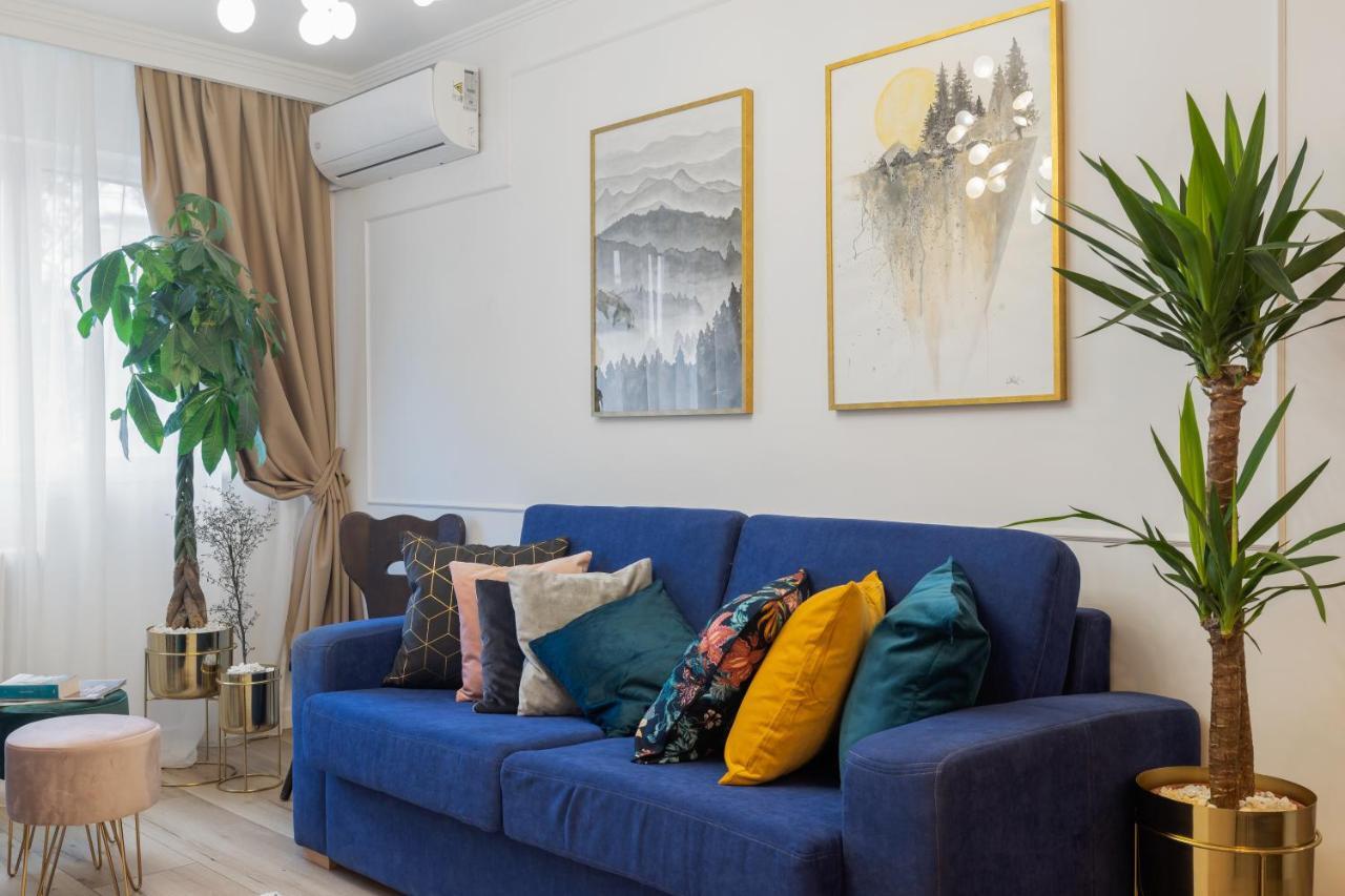 Eclectic 3 bedroom Calea Victoriei Bucureşti Exterior foto